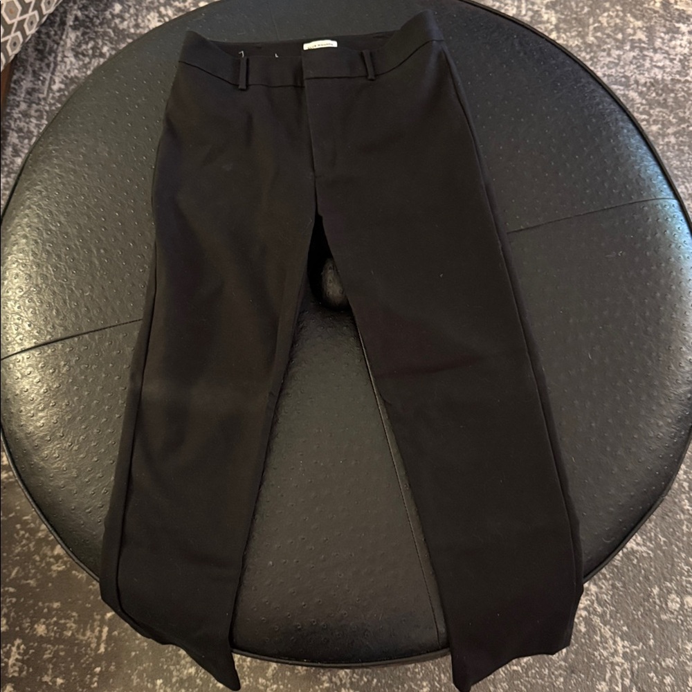 Club Monaco Black Ankle Length Trousers in size 4